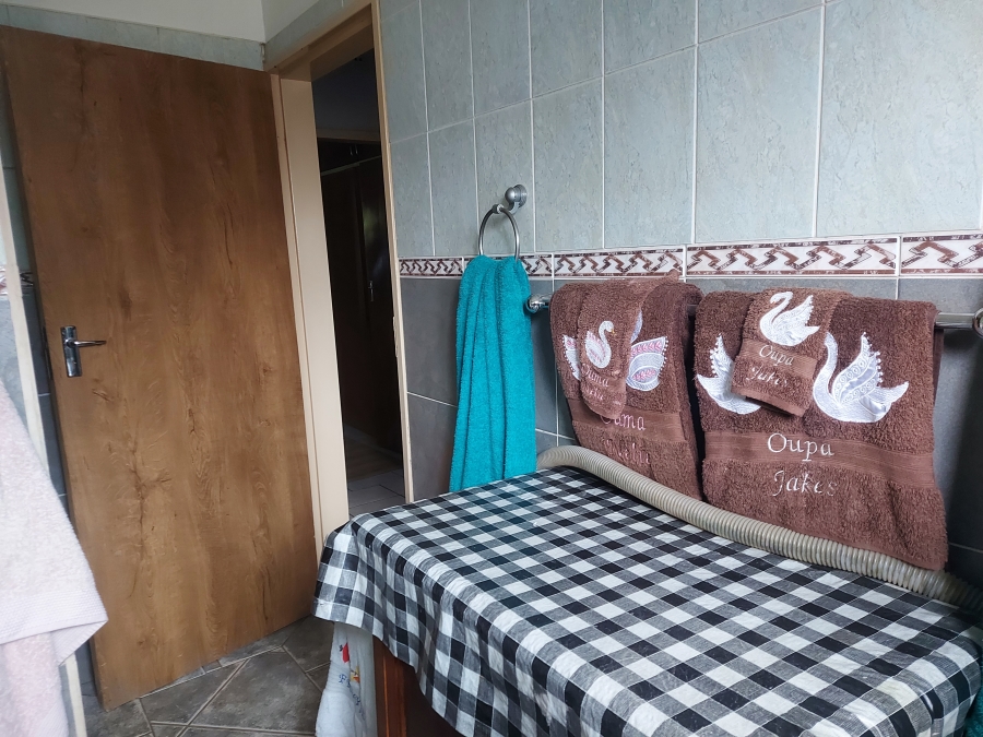 3 Bedroom Property for Sale in Oos Einde North West